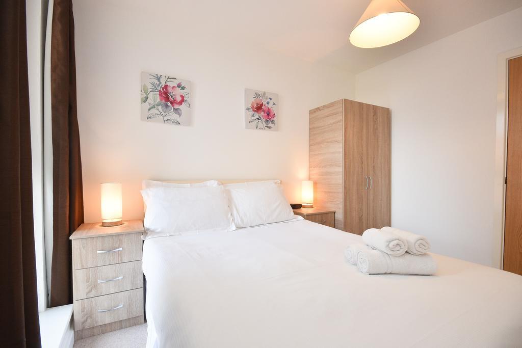 Town Or Country - Empress Heights Apartment Southampton Room photo